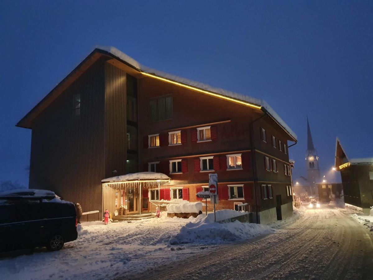 Familienhotel Adler Lingenau Bagian luar foto