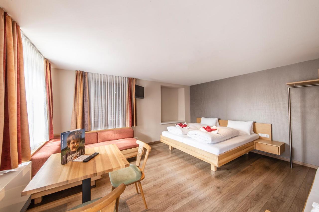 Familienhotel Adler Lingenau Bagian luar foto