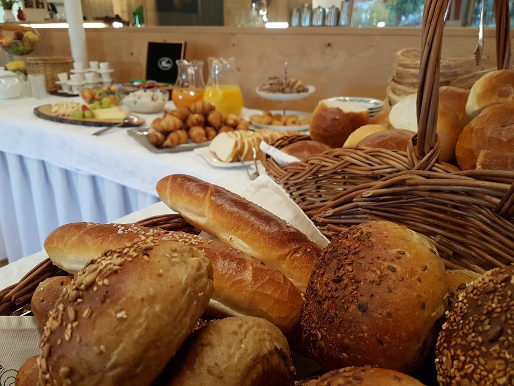 Familienhotel Adler Lingenau Bagian luar foto
