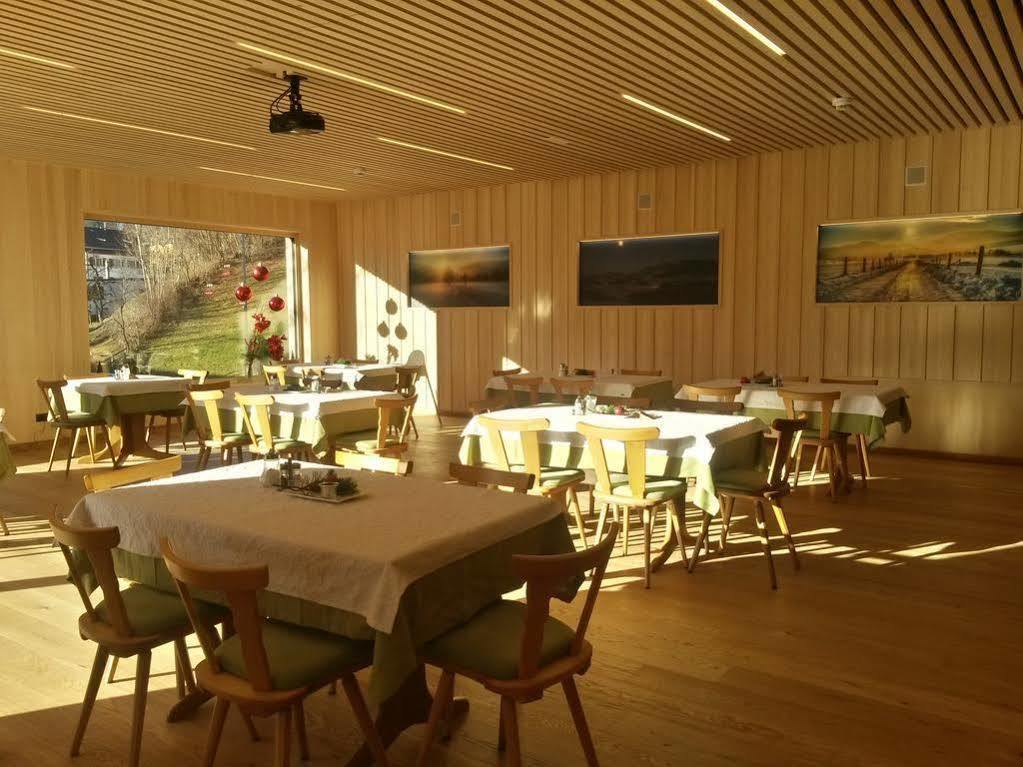 Familienhotel Adler Lingenau Bagian luar foto