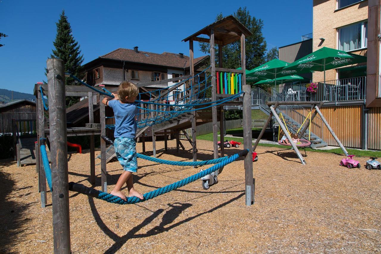 Familienhotel Adler Lingenau Bagian luar foto