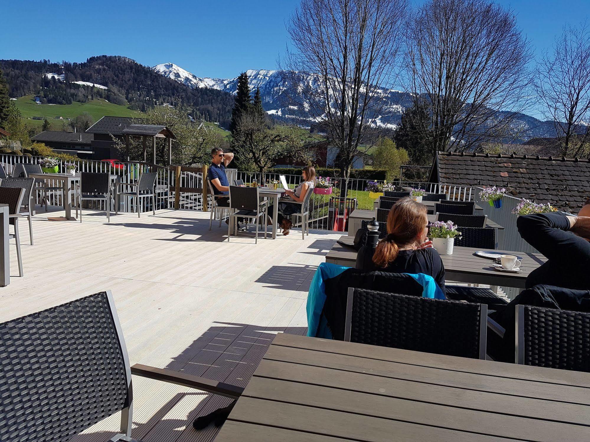 Familienhotel Adler Lingenau Bagian luar foto