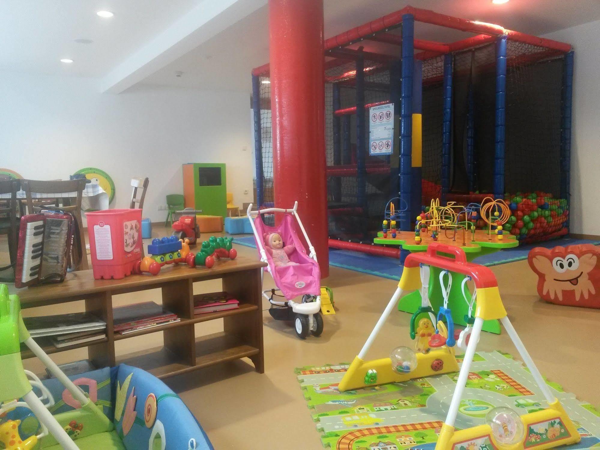 Familienhotel Adler Lingenau Bagian luar foto