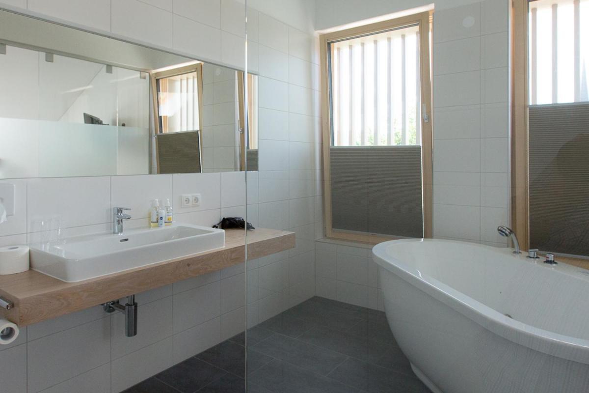 Familienhotel Adler Lingenau Bagian luar foto
